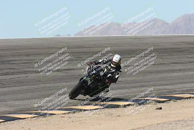 media/Oct-13-2025-Moto Forza (Mon) [[a66d839500]]/3-B Group/Session 2 (Bowl)/